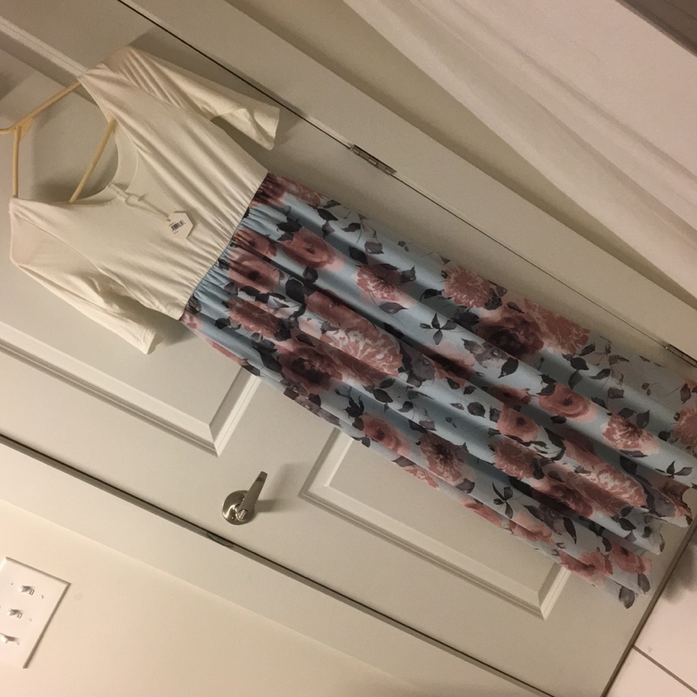 Pinkblush size medium maternity maxi dress